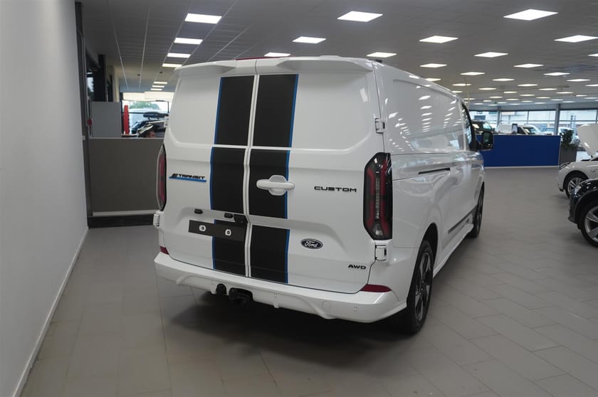 Bild 5 av Ford E-Transit Custom 340 AWD E-Custom Skåp Sport 340l Elmotor 160kw 218hk 1-Växlad El