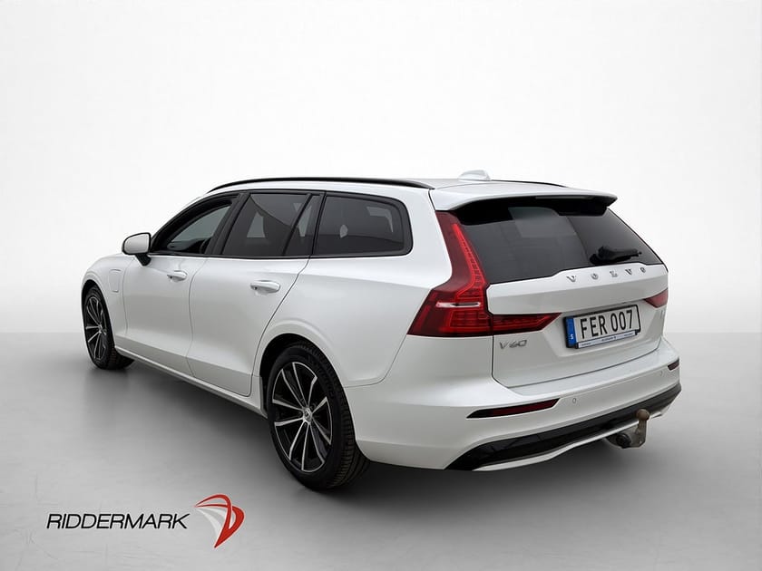 Bild 5 av Volvo V60 Recharge T6 AWD Plus Dark Värmare Kamera Drag