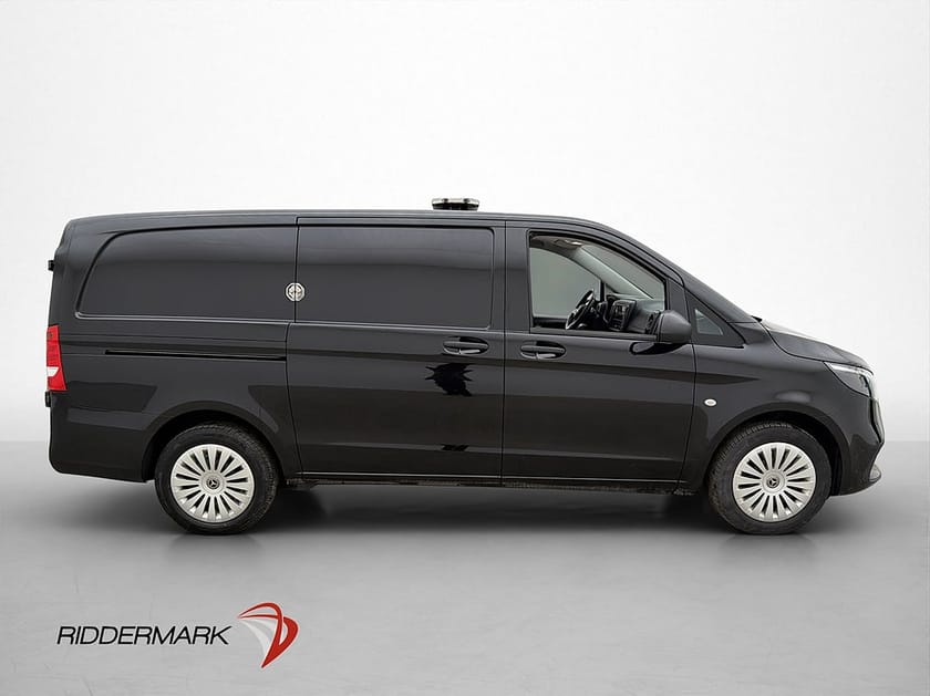 Bild 2 av Mercedes-Benz Vito 116 CDI 2.8t L2 Värm Drag Skinn Kamera 2xDörr Moms