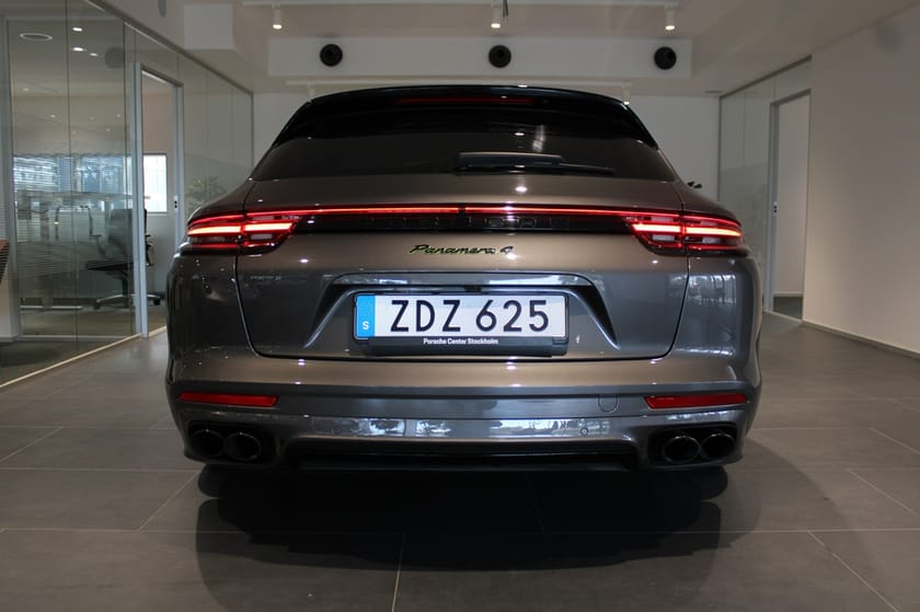 Bild 4 av Porsche Panamera 4 E-Hybrid Sport Turismo