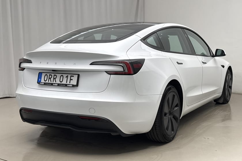 Bild 3 av Tesla Model 3 Standard Range RWD Highland