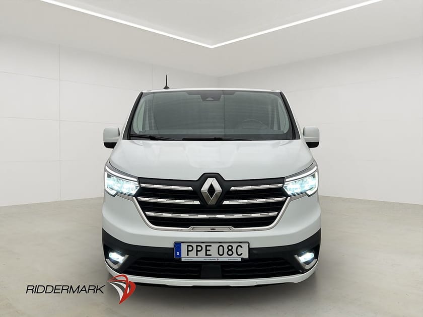 Bild 5 av Renault Trafic Skåpbil L2 Värmare Dragkrok LED B-Kamera CARPLAY Moms