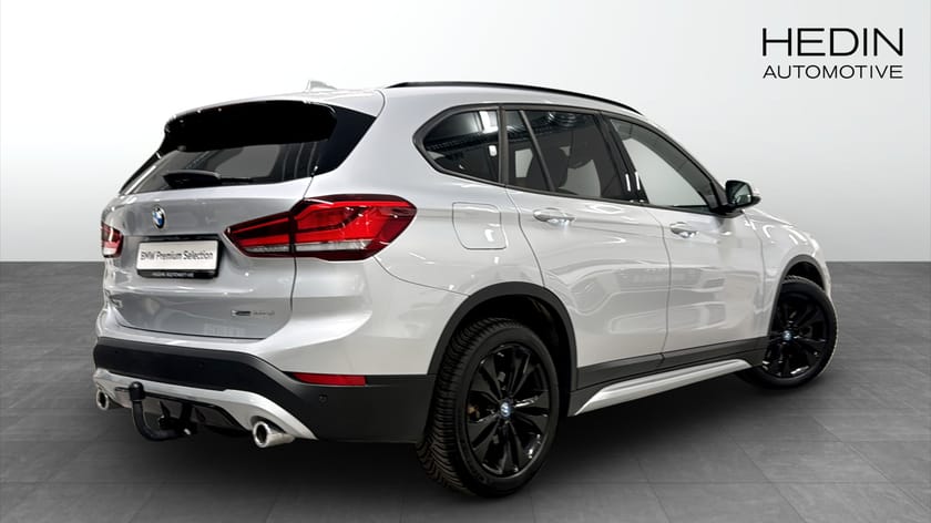 Bild 2 av BMW X1 xDrive20d 20d xDrive Sport Line Drag Head up