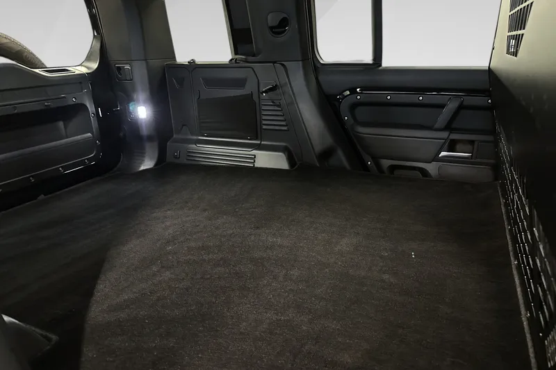 Land Rover Defender 110 D350 MHEV bilde 9