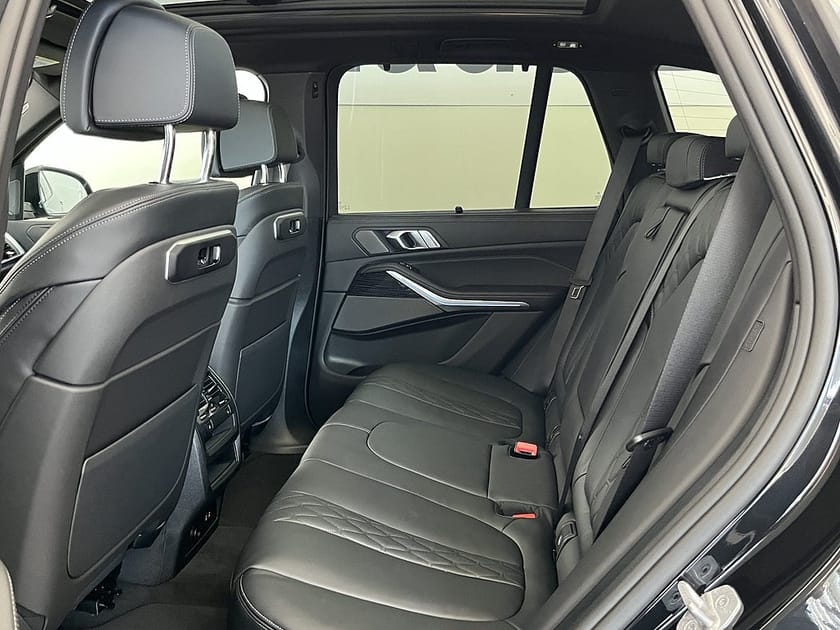 Bild 5 av BMW X5 xDrive50e 3,95%ränta M Sport Komfortstol Drag Panorama