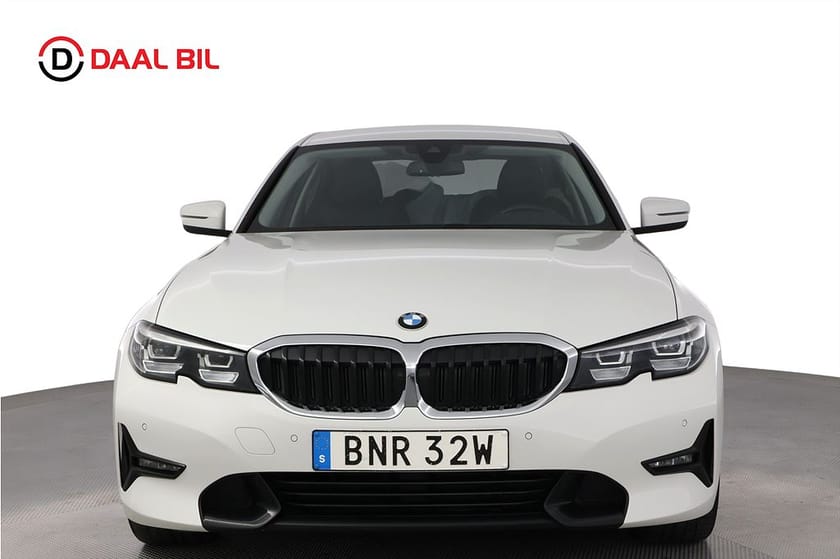 Bild 2 av BMW 330e Sedan