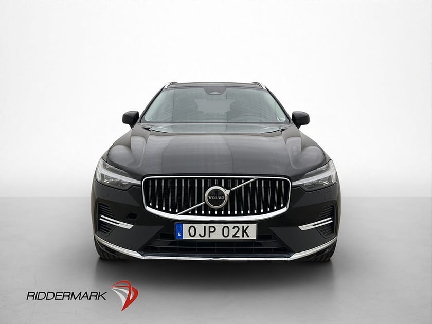 Bild 2 av Volvo XC60 T6 350hk AWD Core Värmare Pano Kamera Skinn