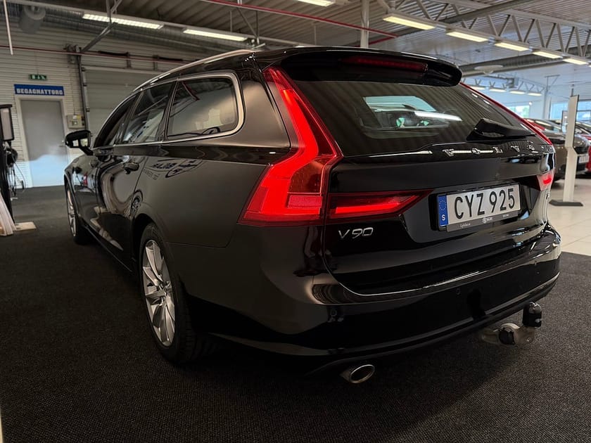 Bild 5 av Volvo V90 T4 Geartronic Business Advanced | Vhjul | kamera | Drag