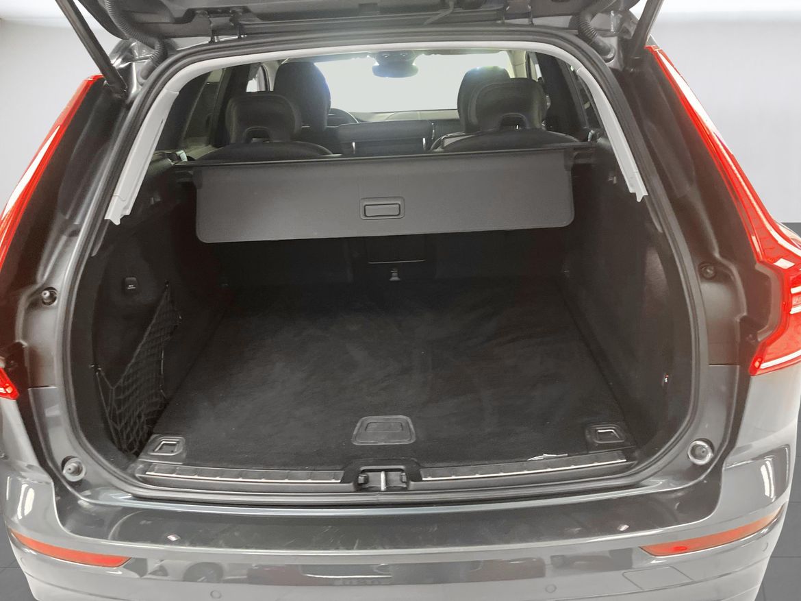 Volvo XC60 2023 - miniatyr 18