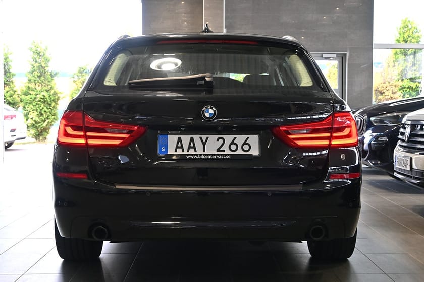 Bild 4 av BMW 520d Touring Steptronic Sport line Dieselvärmare Navi HiFi
