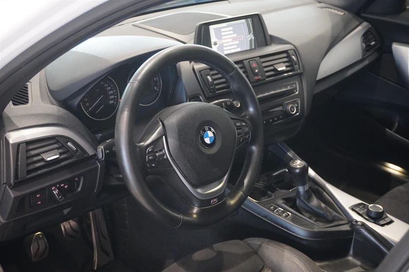 Bild 2 av BMW 120d 5dr M-Sport Drag HiFi PDC