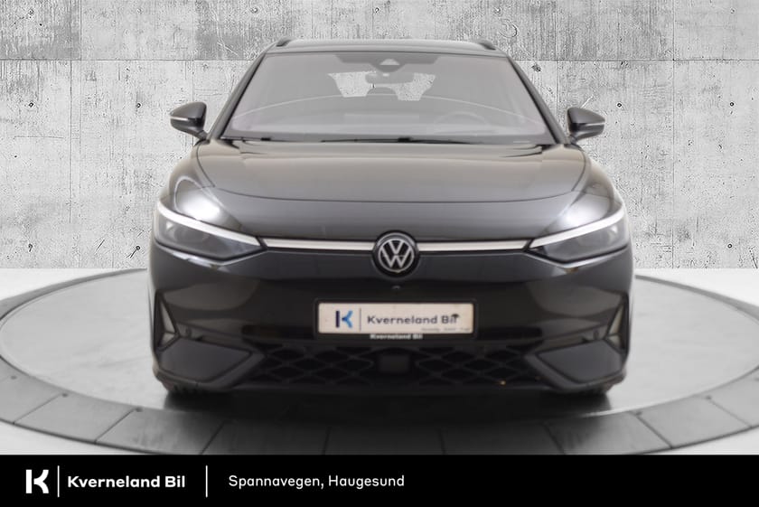 Bilde 2 av Volkswagen ID.7 GTX Tourer