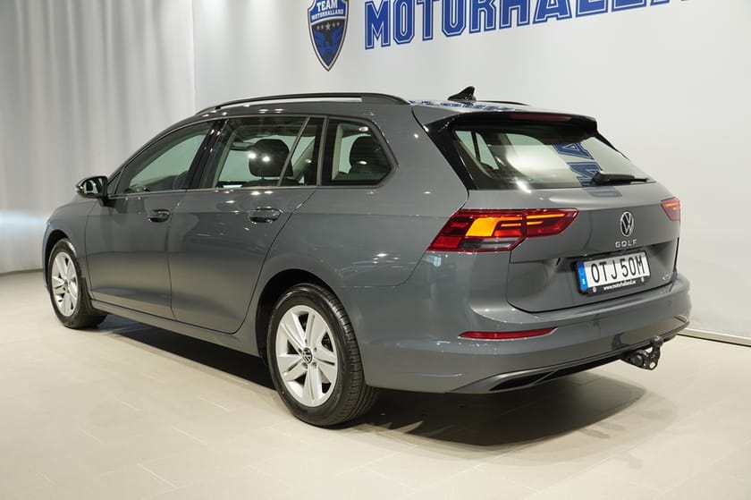 Bild 4 av Volkswagen Golf Sportscombi 1.5 eTSI ACT OPF DSG Sekventiell, 131h
