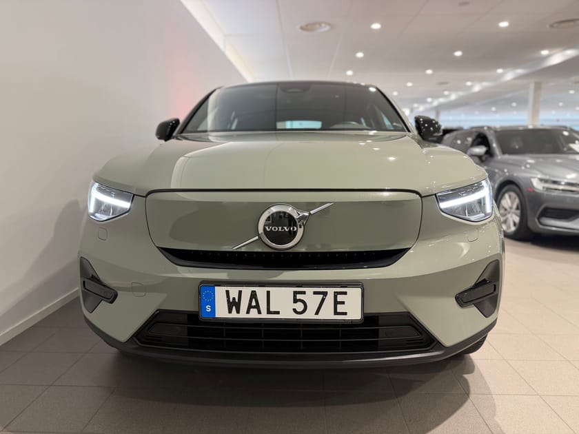 Bild 2 av Volvo C40 Recharge Core / Backkamera / Navigation / Panorama / 10 000kr tillägg /