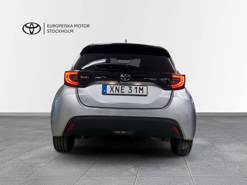 Bild 4 av Toyota Yaris Hybrid 115 1,5 5D ACTIVE PLUS SÄKERHETSPAKET