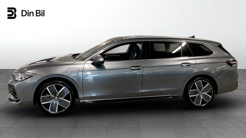 Bild 2 av Volkswagen Passat Variant eHybrid 1,5 Phev 272hk R-Line