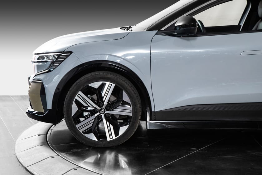 Bilde 4 av Renault Mégane E-TECH ICONIC 2025 – TOPPUTSTYRT | 220 HK | PREMIUM ELBIL