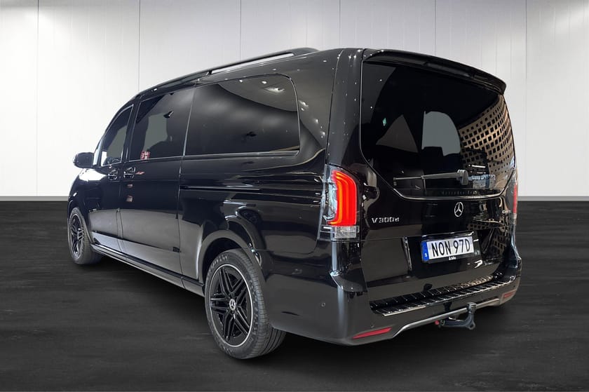Bild 3 av Mercedes-Benz V 300d 4MATIC 3.2t ex.lång AMG/VDÄCK/MOMS/GARANTI