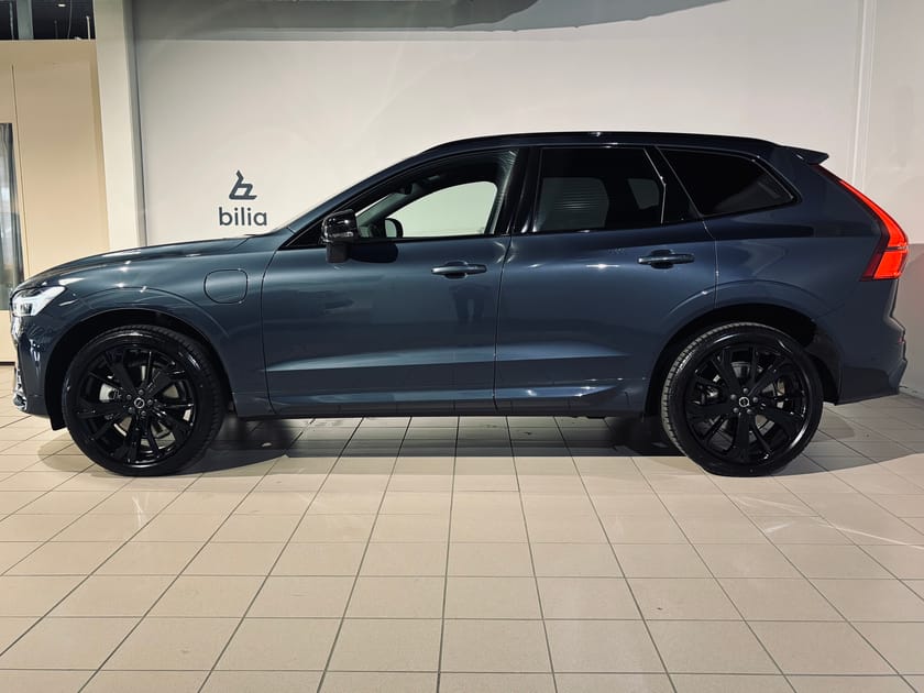 Bild 3 av Volvo XC60 T6 Plus Black Nordic Edition | Omgående leverans |