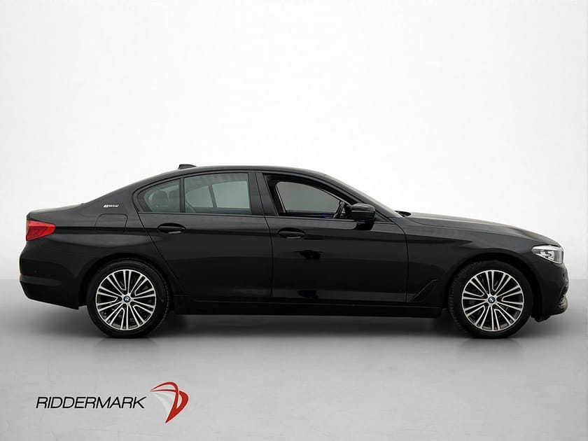 Bild 4 av BMW 530e iPerformance Sedan Sport line Kamera Navi Halvskinn