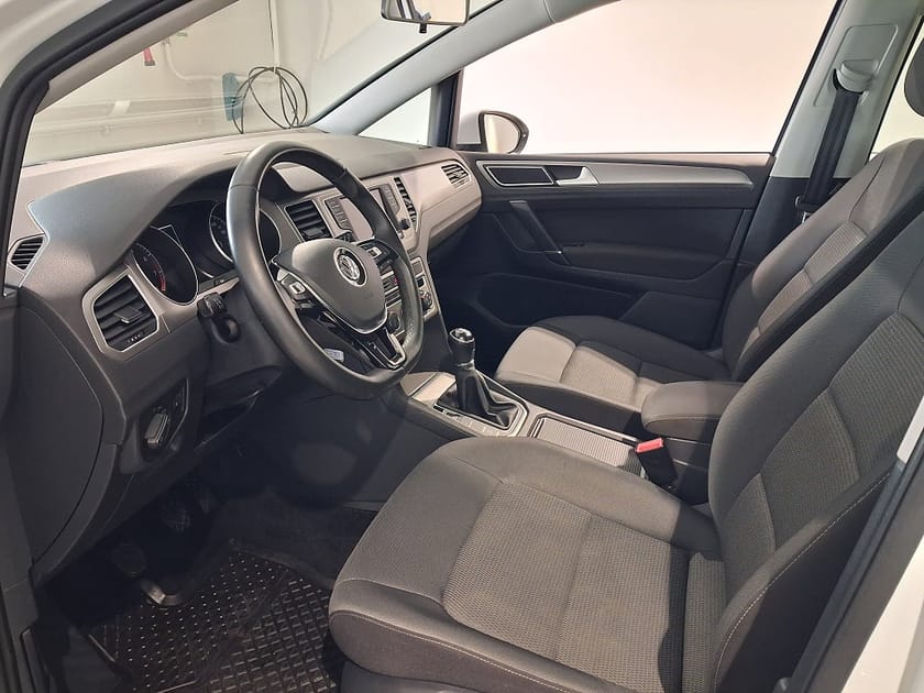 Bild 3 av Volkswagen Golf Sportsvan Tsi 110HK