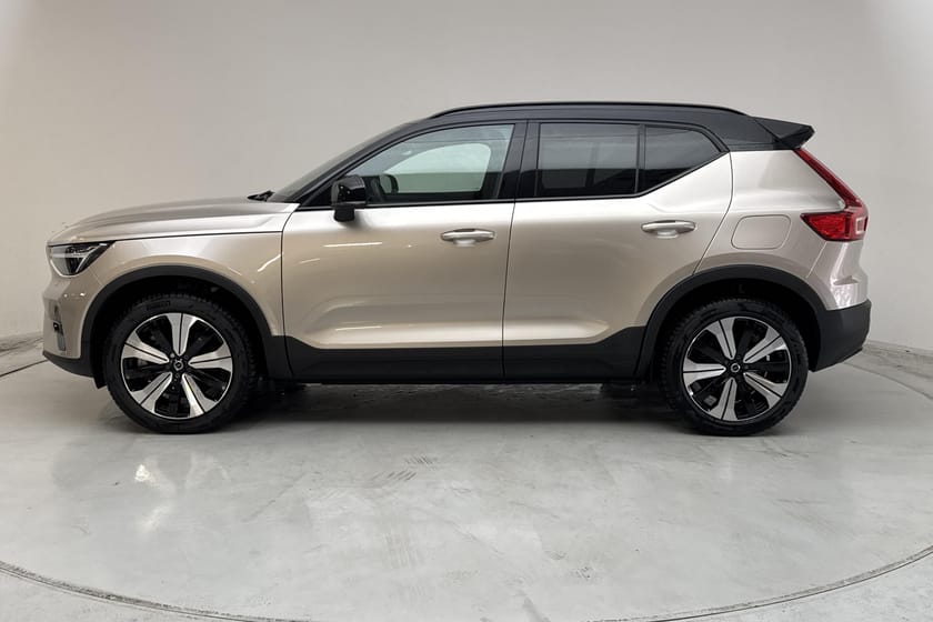 Bild 2 av Volvo XC40 Recharge P6 (231hk) Plus Edition