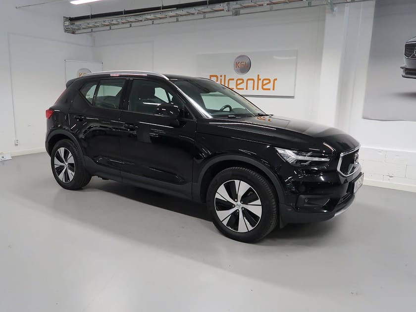 Bild 4 av Volvo XC40 T5 V-Däck ingår Drag-Kamera-Navi-CarPlay-Pilot-AdaptivF