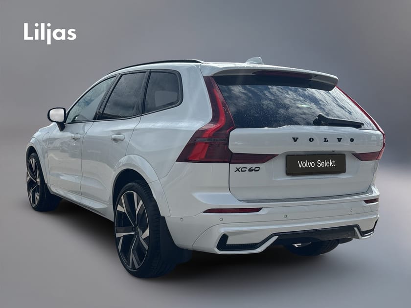 Bild 3 av Volvo XC60 T8 Plus Black Nordic Edition//22"//Drag//