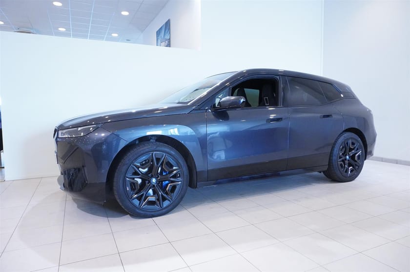 Bild 3 av BMW iX xDrive50 xDrive 50, 524hk, 2023, Laserlights, 360 Kamera, Sätesventilation, Sportpaket