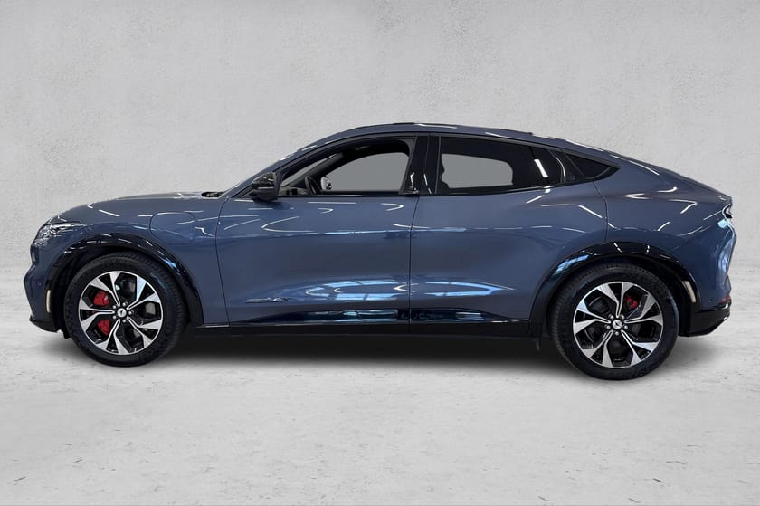 Bilde 2 av Ford Mustang Mach-E Long Range AWD LR /Tekno Pakke/Nye S+V Hjul!/Hengerfeste/Pano++