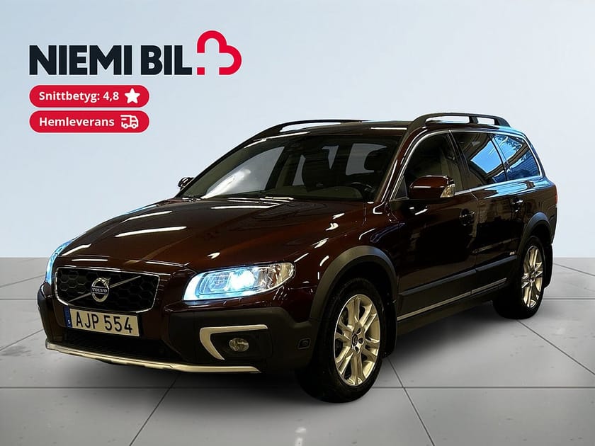 Bild 1 av Volvo XC70 D4 AWD Classic Summum Drag/BLIS/MoK-värm/Skinn/H&K-ljud