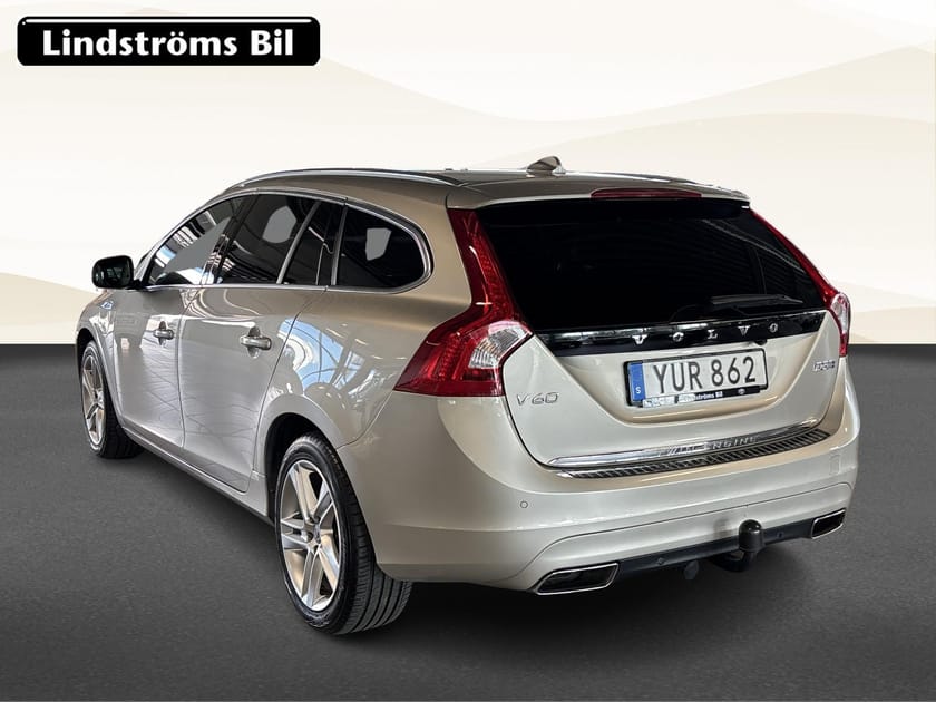 Bild 4 av Volvo V60 D5 AWD Summum PHEV Dragkrok Sommar/Vinterhjul