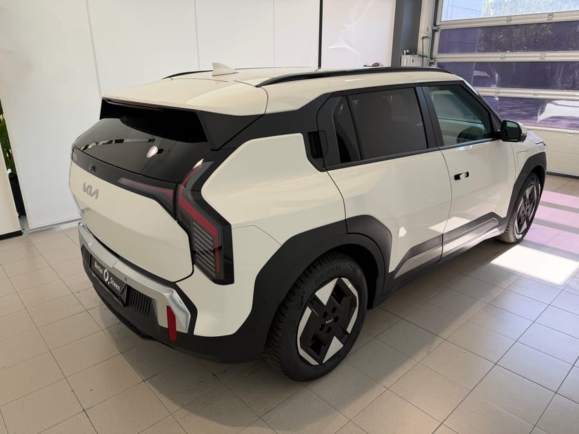 Bilde 3 av Kia EV3 Long Range / 360 KAMERA / EL. BAKLUKE / V2L