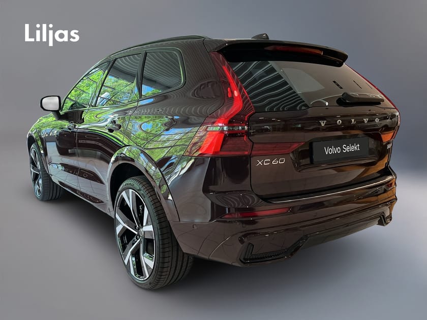 Bild 4 av Volvo XC60 T8 AWD Ultra Dark//Bowers & Wilkins//Drag//