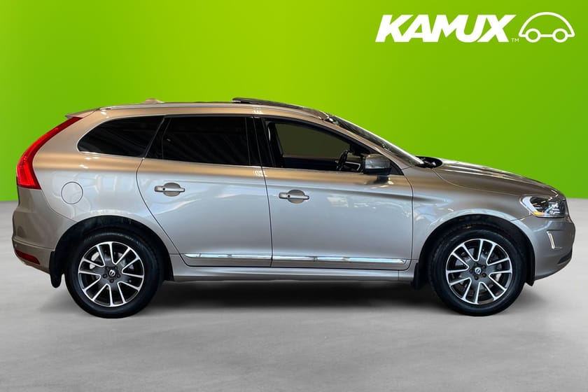 Bild 2 av Volvo XC60 D5 AWD Geartronic 215 hk Drag Navi B-Kamera Adaptiv Farth