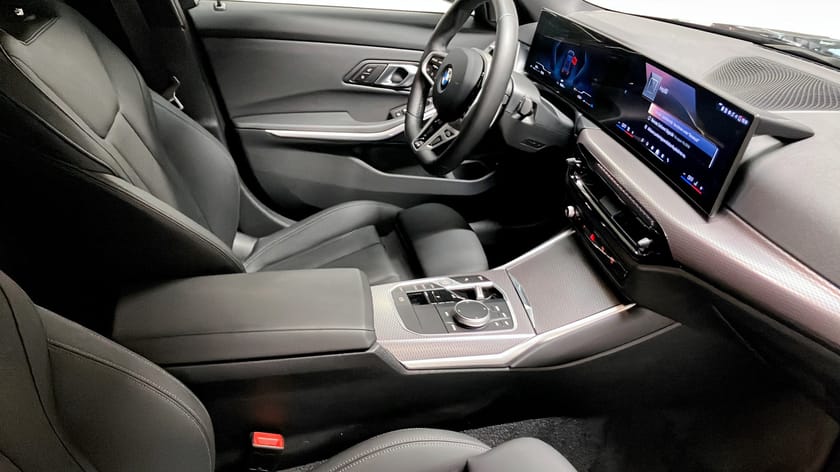 Bild 3 av BMW 320d xDrive Touring M sport, värmare,