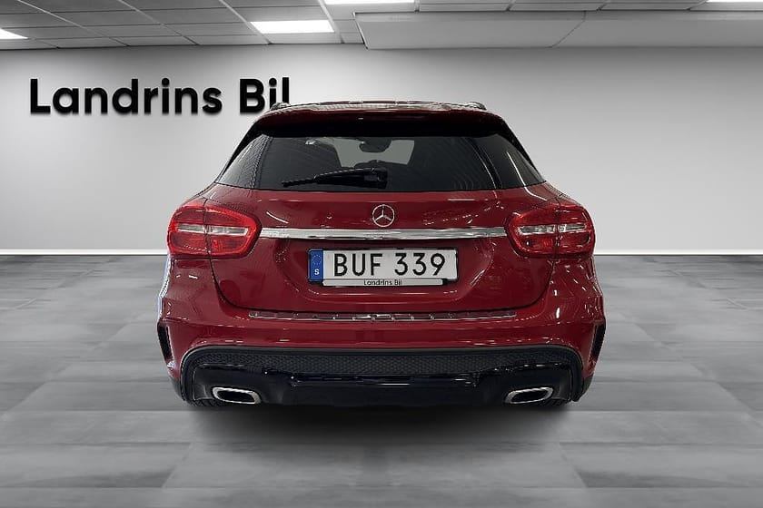 Bild 5 av Mercedes-Benz GLA 220 d 4MATIC AMG Line Värmare Harman Panorama