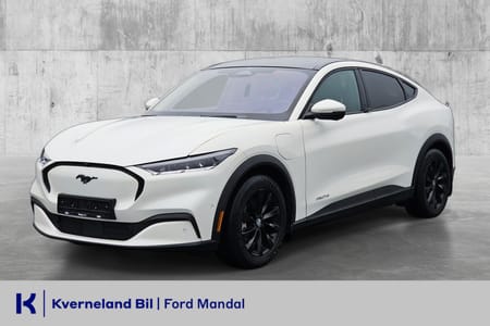Ford Mustang Mach-E Standard Range SR RWD Panorama/Hengerfeste