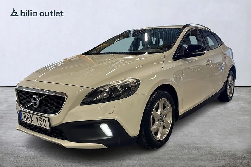 Bild 1 av Volvo V40 Cross Country D2 Momentum Business Edition Pro /Värmare /Dragkrok