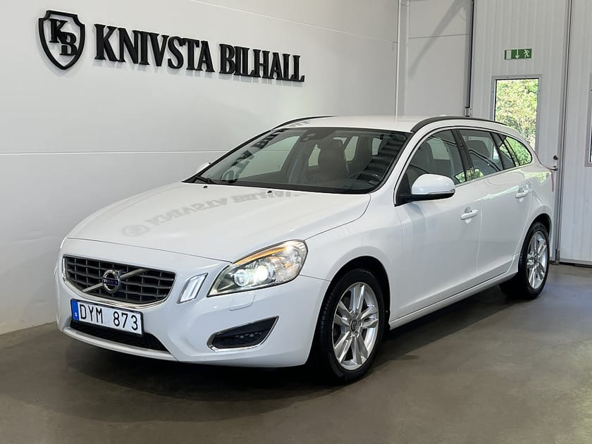 Bild 1 av Volvo V60 D4 Business Edition Pro Moms Kamremsbytt Drag 163hk