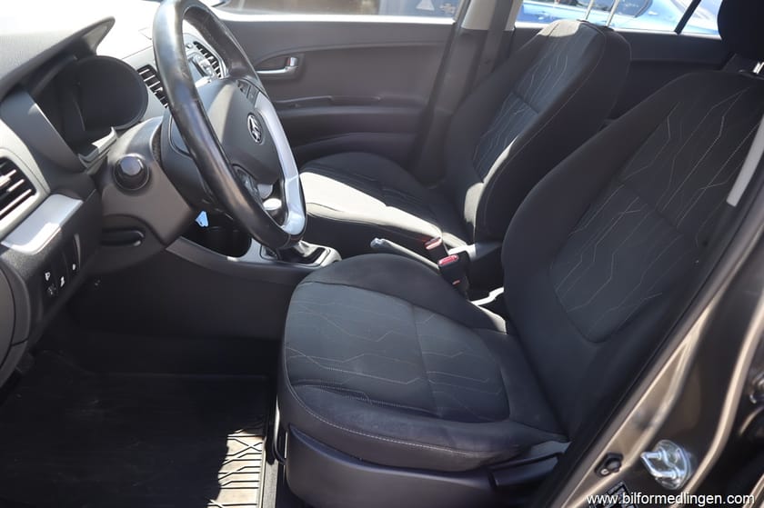 Bild 4 av Kia Picanto 1.0 MPI 5-door 68hk Rattvärme Svensksåld