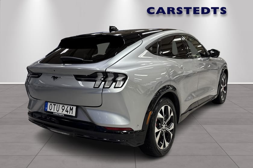 Bild 3 av Ford Mustang Mach-E Standard Range AWD 269hk (Teknik Pkt+, Vinterhjul)