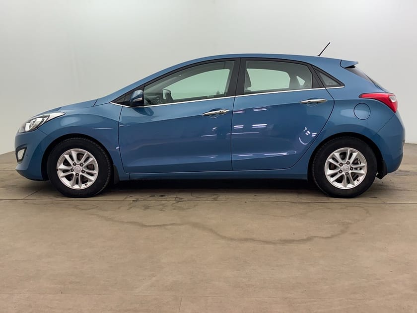Bild 3 av Hyundai i30 5-dörrar 1.6 GDI Business Backkamera Rattvärme