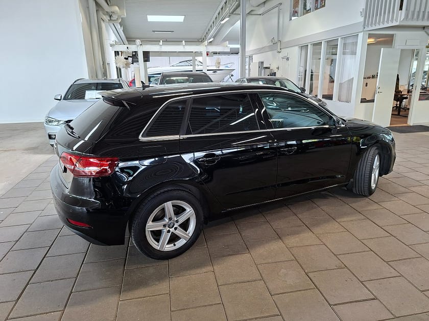 Bild 3 av Audi A3 Sportback 35 TFSI 150 S Tronic Proline