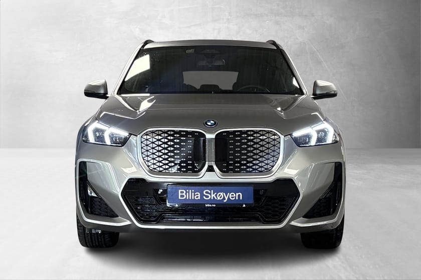 Bilde 2 av BMW iX1 xDrive30