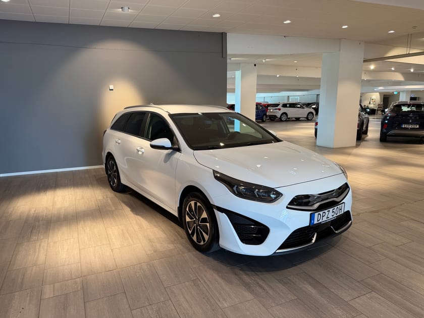 Bild 4 av Kia Ceed Sportswagon Plug-in Hybrid Advance 141hk | Drag V-hjul