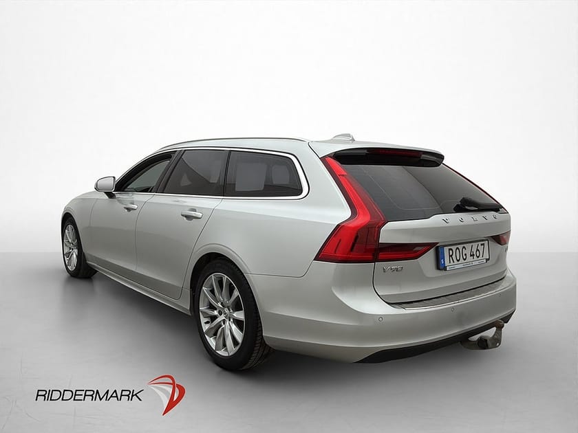 Bild 5 av Volvo V90 D3 Momentum HUD Kamera Värmare Navi BLIS Drag