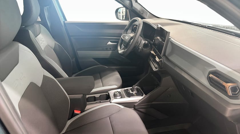 Bild 3 av Dacia Duster hybrid-G 150 4x4 EXTREME HYBRID