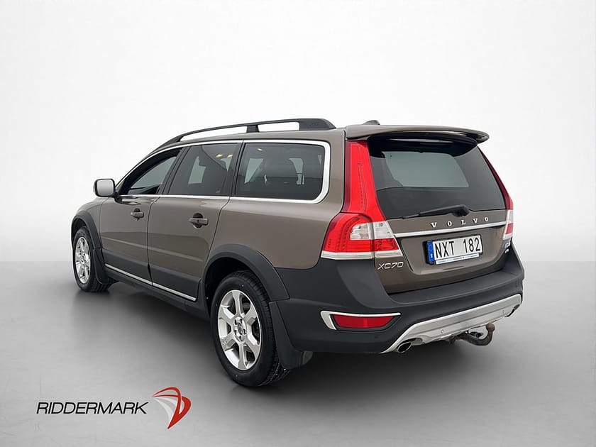 Bild 5 av Volvo XC70 D4 AWD 215hk Summum Taklucka Värmare Skinn Drag