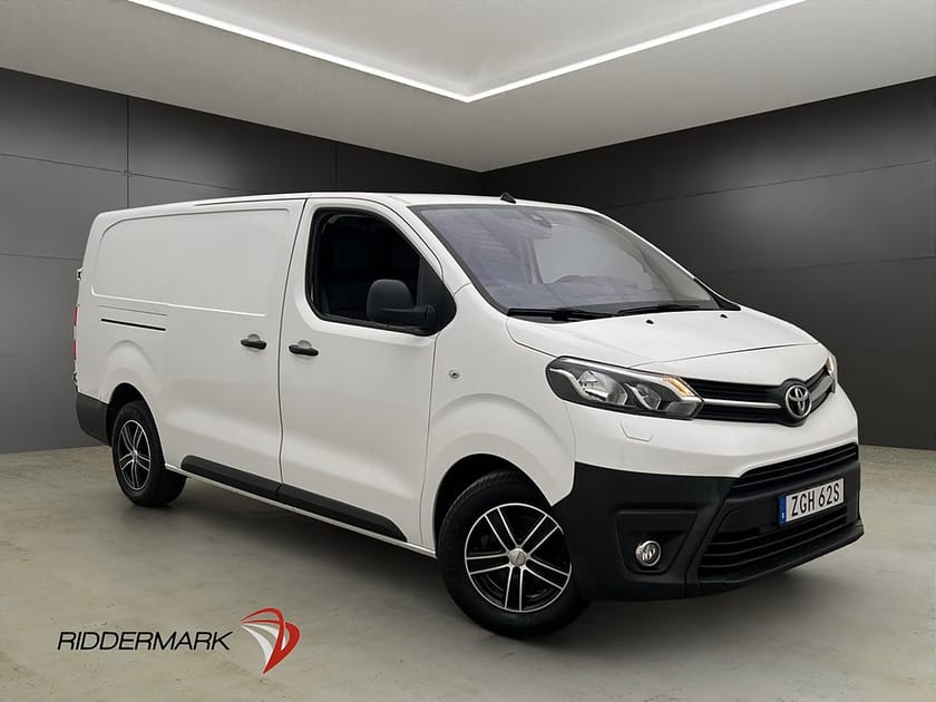 Bild 1 av Toyota Proace L3 Ny-Kamrem Värm HUD PDC Drag 2xDörr Moms